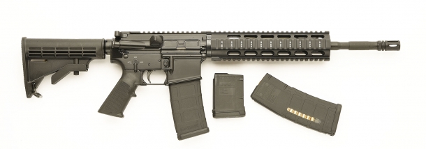La piattaforma AR-15 è la più bersagliata dal "ban" di Trudeau: oltre 1000 varianti ora proibite!