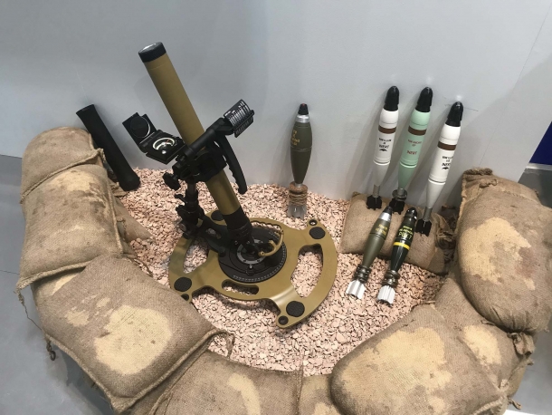 Il Canada vieta i Black Rifles civili - non le "armi d'assalto" Nella lista delle nuove armi proibite, anche lanciarazzi, lanciagranate, mortai... cose mai vendute ai civili! Chi l'ha stilata, e con quali criteri?