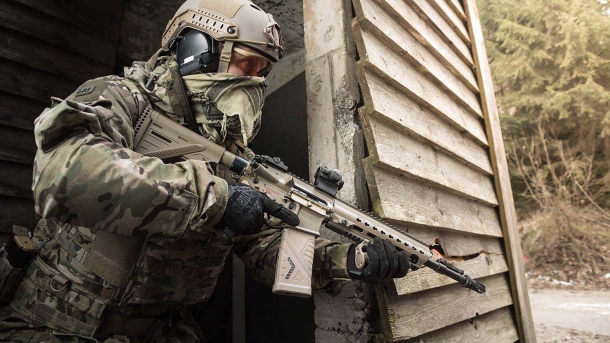Haenel MK 556 to replace the Heckler & Koch G36 in German service! Another AR variant, the Heckler & Koch HK-416 A7, was withdrawn from the competition before the final stages but was subsequently adopted as the new service rifle of the German Special Forces, receiving the military denomination of G95