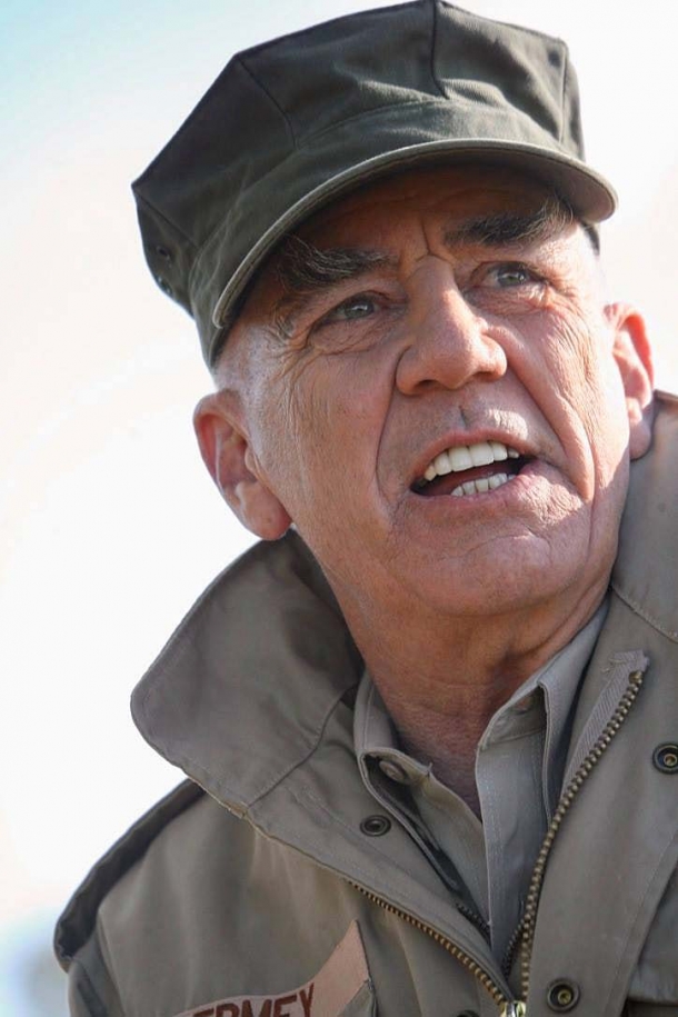 Addio a R. Lee Ermey: se ne va "The Gunny" Ronald Lee Ermey, 74 anni, è morto nella notte di domenica per le complicanze di una polmonite