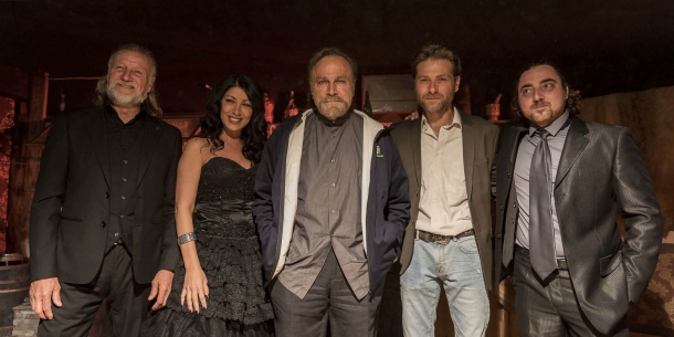 Oro e Piombo: lo 'spaghetti western' non è morto Il Maestro d'Armi Ottaviano dell'Acqua, l'attrice Yassmin Pucci, l'attore Franco Nero, il regista Emiliano Ferrera e il produttore Tiziano Carnevale