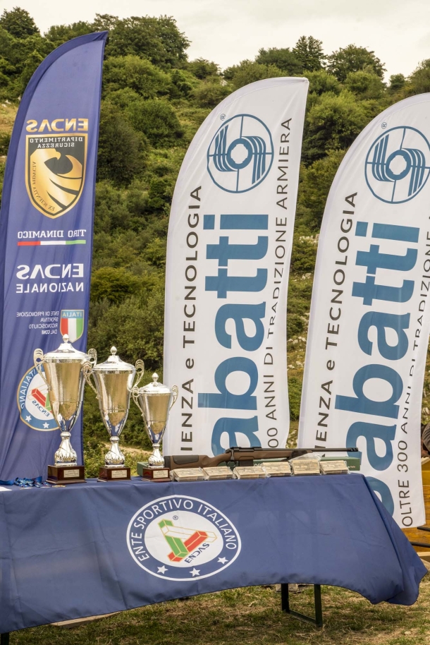 Trofeo Fiocchi-Sabatti 2022 Trofei e medaglie offerti dal Dipartimento Sicurezza dell'ENDAS Nazionale; una carabina Sabatti Rover Shooter, e oltre 200 cartucce Fiocchi Perfecta