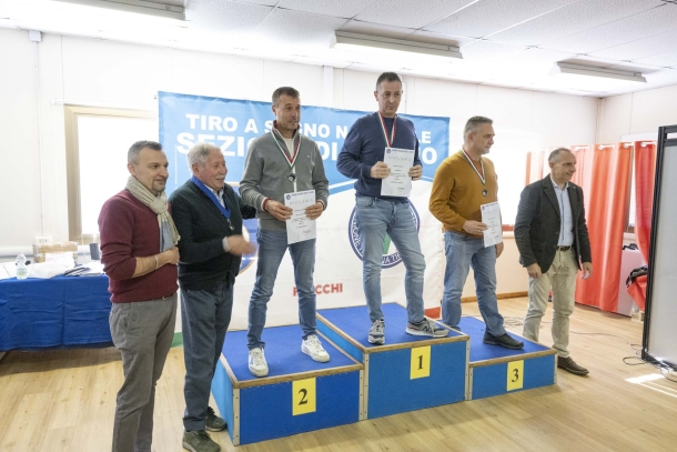 Campionato italiano UITS 2022 Ex Ordinanza e Ordinanza a 300 metri Uno dei podi che caratterizzano le molte categorie di tiro del campionato UITS Ex-Ordinanza e Ordinanza