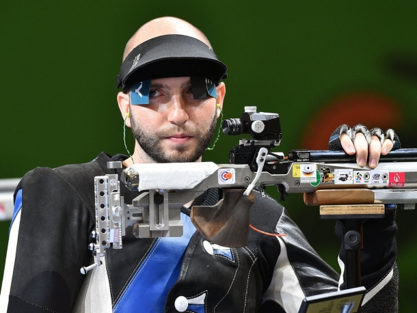 Niccolò Campriani, campione di tiro e oggi 'Sports Intelligence Manager' presso il CIO, ha fortemente voluto quest'iniziativa