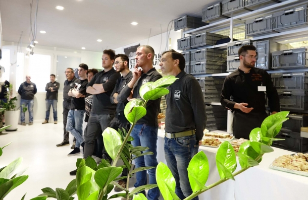 Arriva la Arsenal Firearms Academy! Lo staff Arsenal Firearms durante la presentazione
