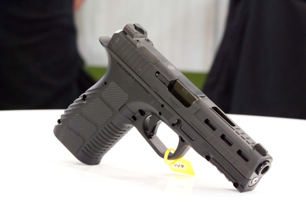 Rock Island Armory STK-100