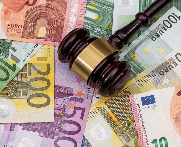 Legittima Difesa: legge approvata. Cosa cambia? Legittima Difesa: legge approvata. Cosa cambia?