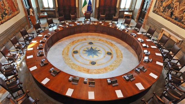 Direttiva Europea Armi: il Consiglio dei Ministri decreta l'attuazione Direttiva Europea Armi: il Consiglio dei Ministri decreta l'attuazione