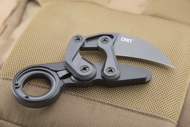 CRKT Provoke, the "kinematic" Karambit CRKT Provoke, the "kinematic" Karambit
