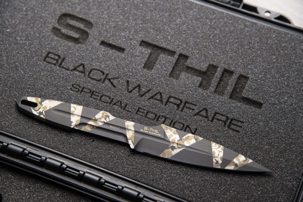 25 anni Extrema Ratio: S-THIL "Black Warfare" Special Edition 25 anni Extrema Ratio: S-THIL "Black Warfare" Special Edition