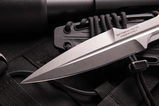 25 anni Extrema Ratio: S-THIL Stone Washed, the essential backup knife 25 anni Extrema Ratio: S-THIL Stone Washed, the essential backup knife
