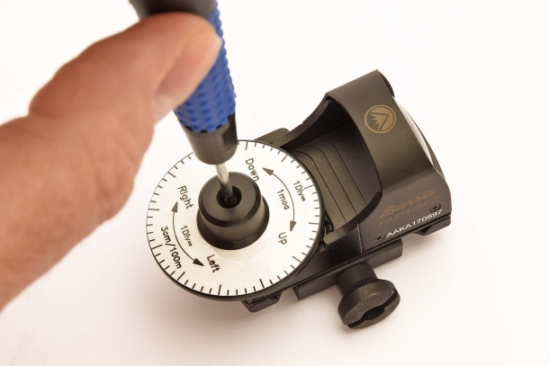 Sul Burris FastFire 2 l'azzeramento si effettua con un apposito accessorio