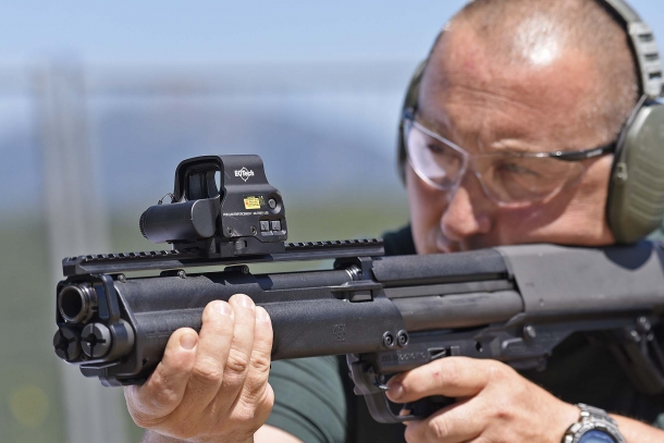 The shock rating level makes the EXPS3 suitable for use with mostly any firearm