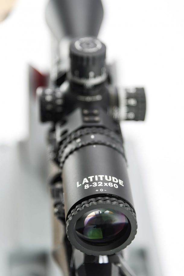 Cannocchiale Sightmark Latitude 8-32x60 F-Class Cannocchiale Sightmark Latitude 8-32x60 F-Class