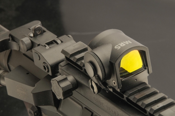 Steiner MRS Micro Reflex Sight: il punto rosso professionale Steiner MRS Micro Reflex Sight: il punto rosso professionale