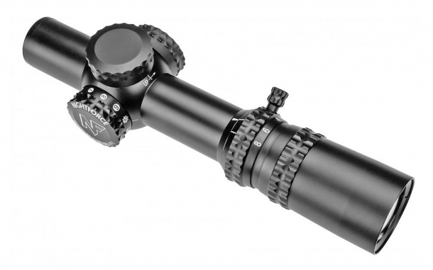 Nuova linea di ottiche Nightforce NX8 e il nuovo ATACR 1-8x24 F1 Le torrette di regolazione dell'ATACR 1-8x24 F1, protette contro l'attivazione accidentale, offrono click da .1 MilRadian ciascuno