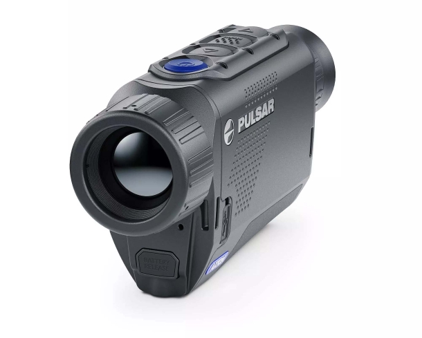 Pulsar Axion XQ30 Pro compact thermal imaging monocular Pulsar Axion XQ30 Pro compact thermal imaging monocular