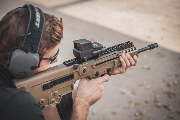 Meprolight FORESIGHT, ottica a riflesso a realtà aumentata Meprolight FORESIGHT, ottica a riflesso a realtà aumentata