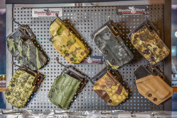 Armeria Shooter Store: le fondine Custom in Kydex