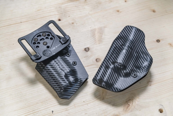 Armeria Shooter Store: le fondine Custom in Kydex