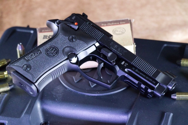 Beretta 80X – equilibrium in 380 ACP The 80X is compact, but not minimalist, and allow a comfortable grip.