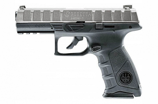 Una Beretta che non vedremo mai Il clone Glock della Beretta. L'unico elemento degno di nota della APX è il pulsante che disattiva lo scatto e consente lo smontaggio evitando di effettuare il pericoloso scatto a secco