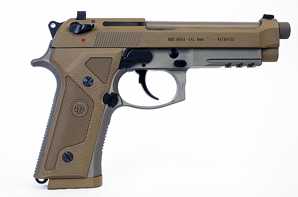 Una Beretta che non vedremo mai Il modello M9A3 è l'ennesima variante della Beretta serie 92 che sostanzialmente non apporta alcuna modifica al modello originale ma comunque appetibile a livello collezionistico