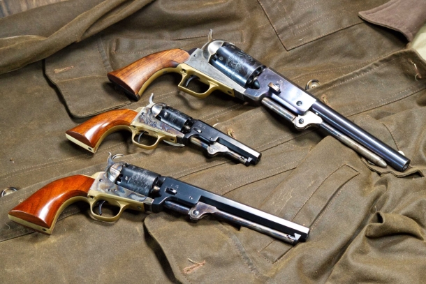 Black powder: preloaded spare cylinders in cap and ball revolvers With two Colt Walkers (or more likely Dragoons) in the saddle holsters, two Colt Navy revolvers in your belt and 2-3 Colt Pockets in the pants or coat, available volume of fire was impressive.