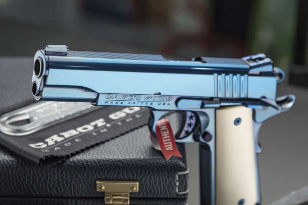 Cabot Guns Blue Deluxe Cabot Guns Blue Deluxe