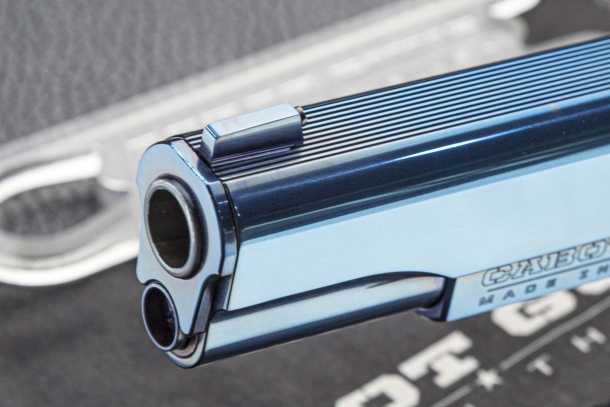 Cabot Guns Blue Deluxe Cabot Guns Blue Deluxe