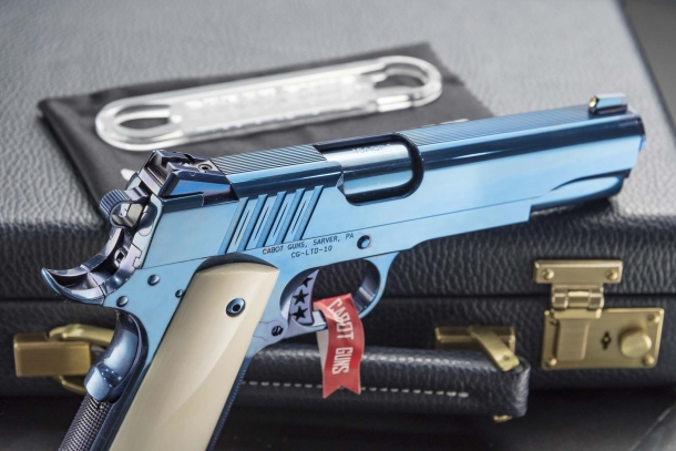 Cabot Guns Blue Deluxe Cabot Guns Blue Deluxe