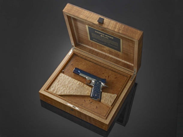 Cabot Guns One of a Kind pistols: Aphrodite and Leviathan Cabot Guns "OAK" Aphrodite