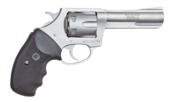 Charter Arms: "l'altro" revolver americano Non solo canna corta: alcune varianti dei revolver Charter Arms sono disponibili con canna da 4,2 pollici