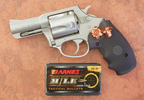 Charter Arms: "l'altro" revolver americano Charter Arms Bulldog in calibro .44 Special