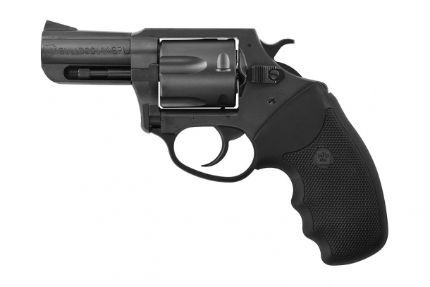 Charter Arms: "l'altro" revolver americano Charter Arms Bulldog in .44 Special con finitura Black Nitride