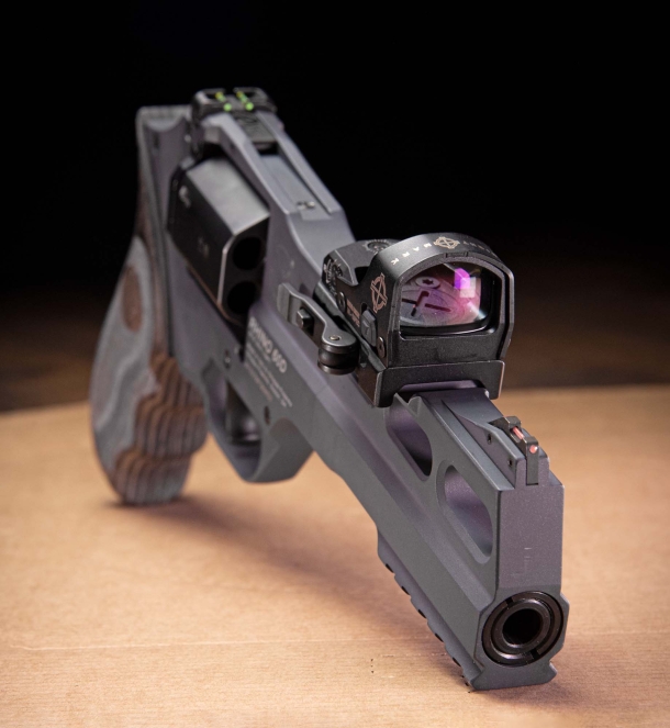 Chiappa Firearms "Charging Rhino" Gen II Chiappa Firearms "Charging Rhino" Gen II
