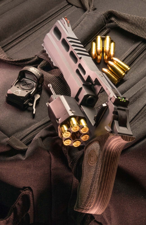 Chiappa Firearms "Charging Rhino" Gen II Chiappa Firearms "Charging Rhino" Gen II