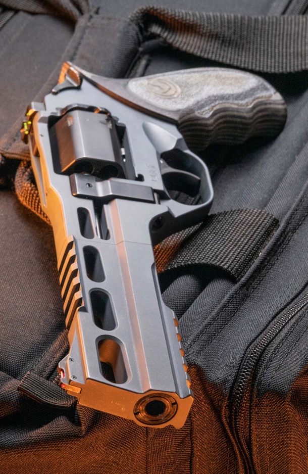 Chiappa Firearms "Charging Rhino" Gen II Chiappa Firearms "Charging Rhino" Gen II