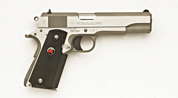 Lato destro della Colt Delta Elite 