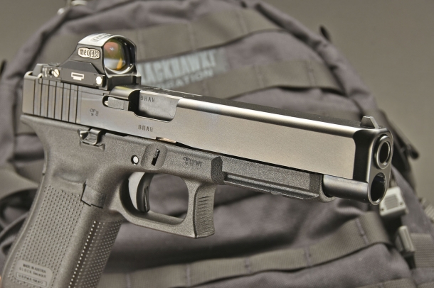 Glock 34 Gen5 MOS competition pistol