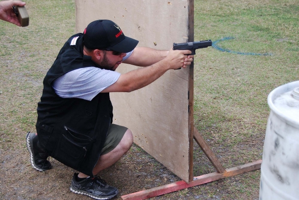 IDPA: uno sport tutto giocato in... difesa! Il tiro IDPA è sicuramente una delle discipline di tiro pratico più accessibili, sia in quanto a costi che a capacità