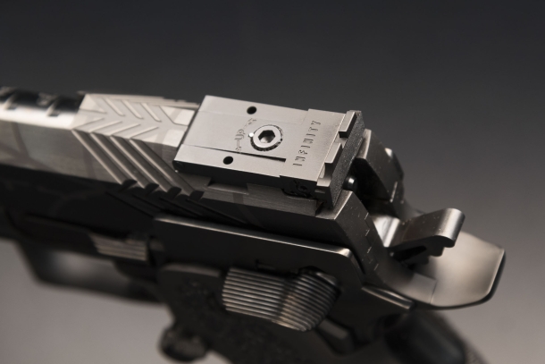 Infinity Black Venom: non la solita 1911 Infinity Black Venom: non la solita 1911