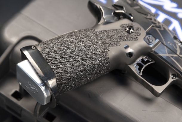 Infinity Black Venom: non la solita 1911 Infinity Black Venom: non la solita 1911