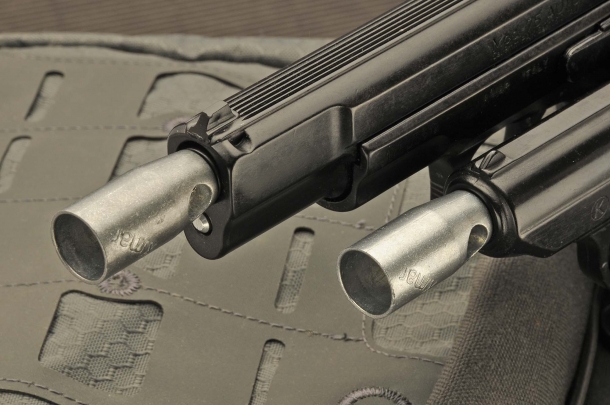Signal pistols have threaded muzzles, with adaptors for pyrotechnic ammunition