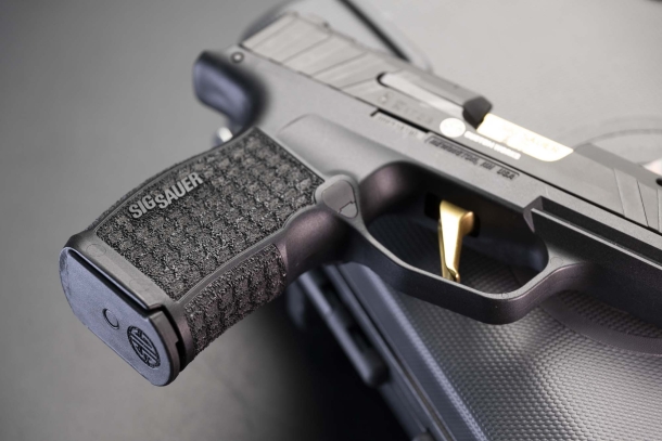 SIG Sauer P365 Custom Works: difesa personale, ma con classe SIG Sauer P365 Custom Works: difesa personale, ma con classe