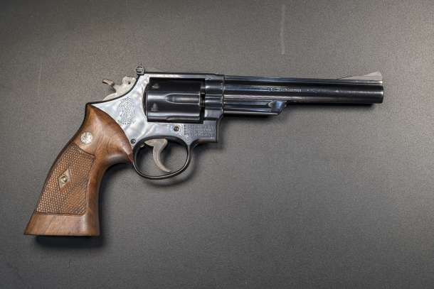 Smith & Wesson Model 53: an unusual revolver in caliber .22 Remington Jet Smith & Wesson Model 53: an unusual revolver in caliber .22 Remington Jet