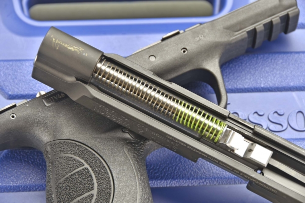 Smith & Wesson Performance Center Ported M&P 40L Pro Series C.O.R.E.