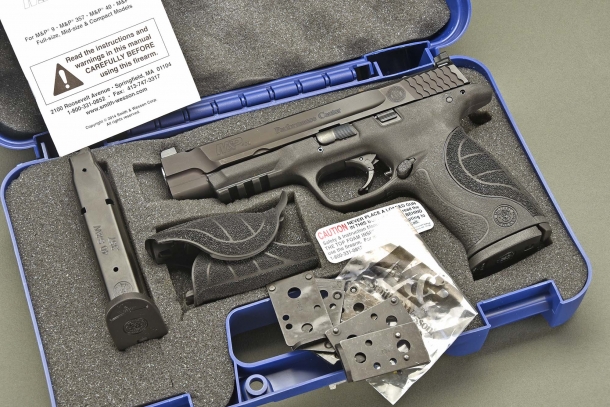 Smith & Wesson Performance Center Ported M&P 40L Pro Series C.O.R.E.