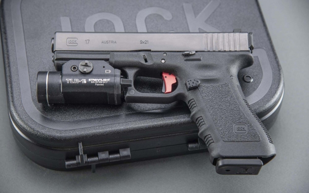 Perché le pistole "Striker Fired" hanno conquistato il mondo Pistole Striker-Fired: Glock 17