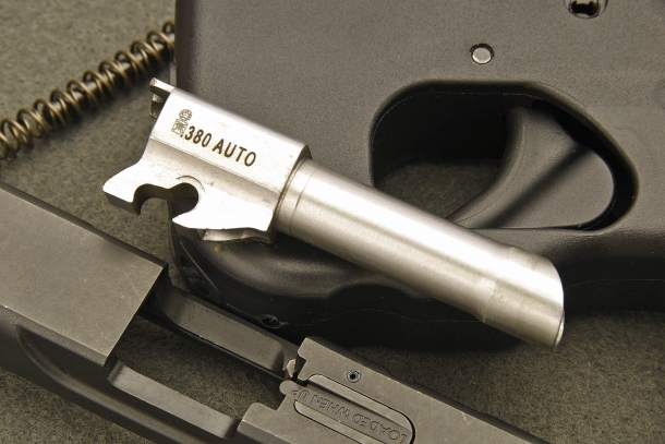The barrel of the Taurus Curve is just under 7 centimetres in length